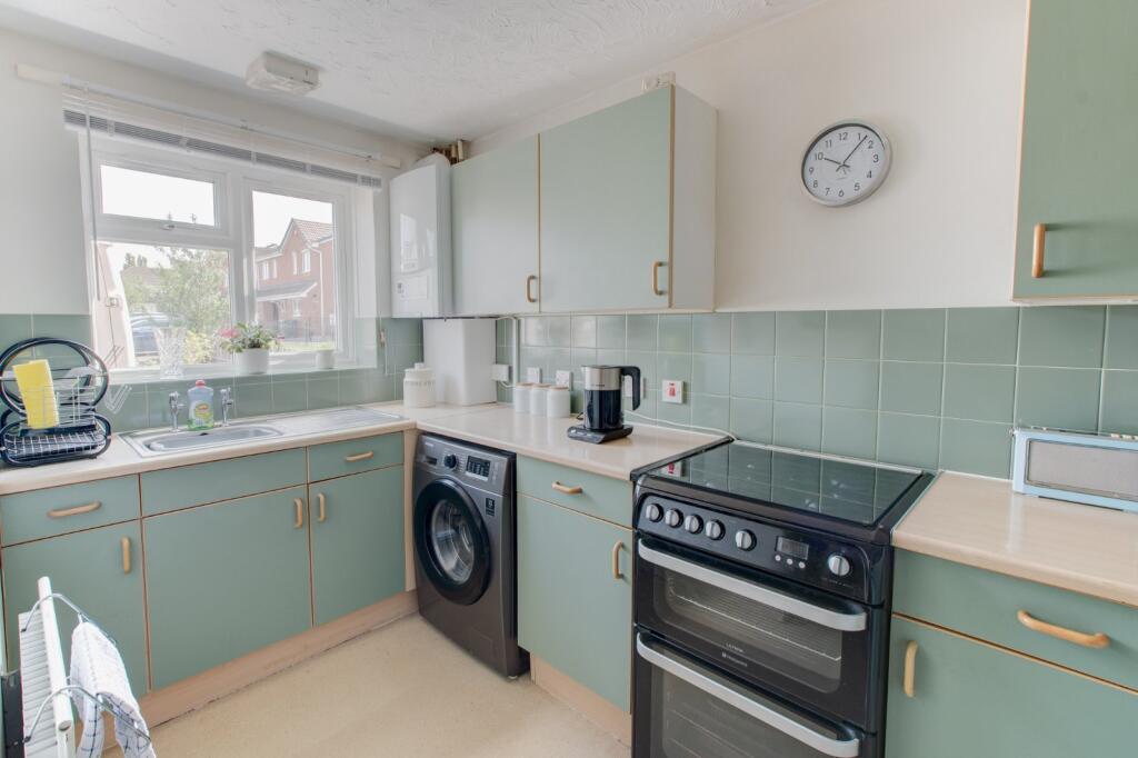 Additional image 6 of Newbury Close, Catshill, Bromsgrove, Worcestershire, B61