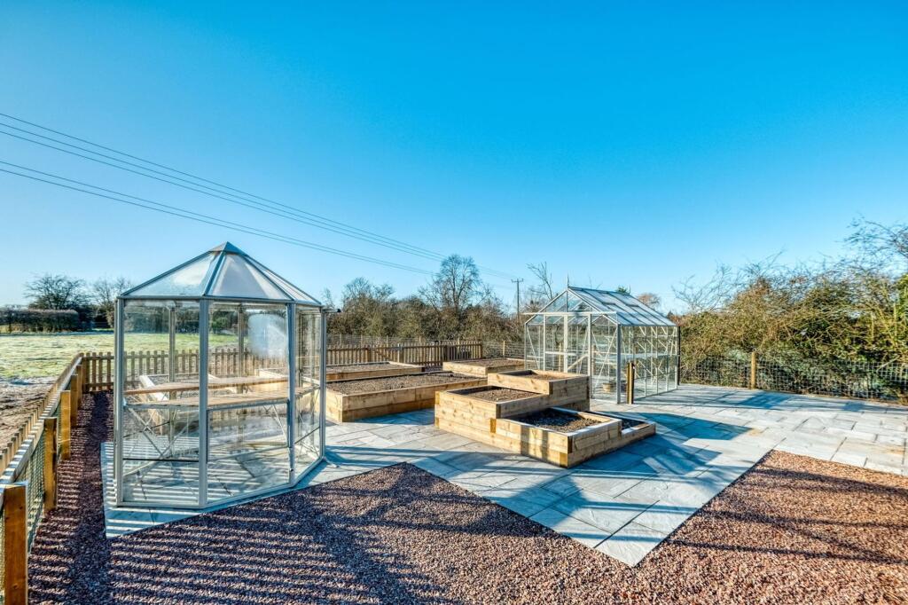 Additional image 12 of Droitwich Road, Bradley Green, B96