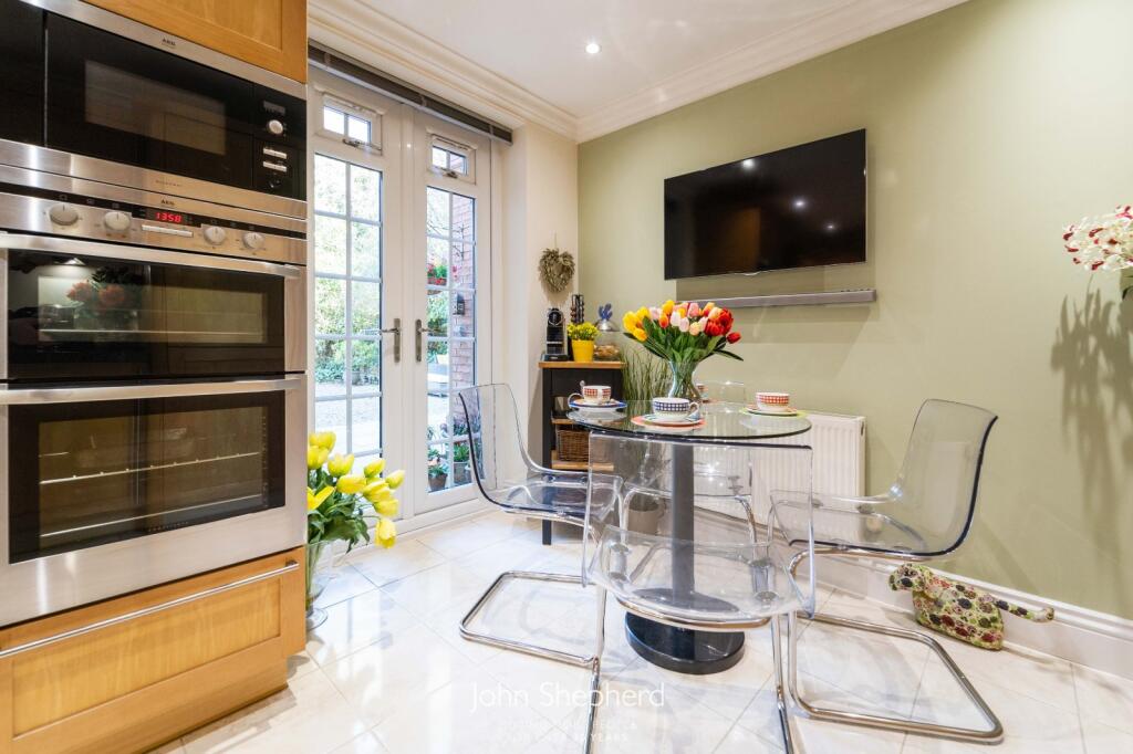 Additional image 5 of Warwick Road, Solihull, West Midlands, B91