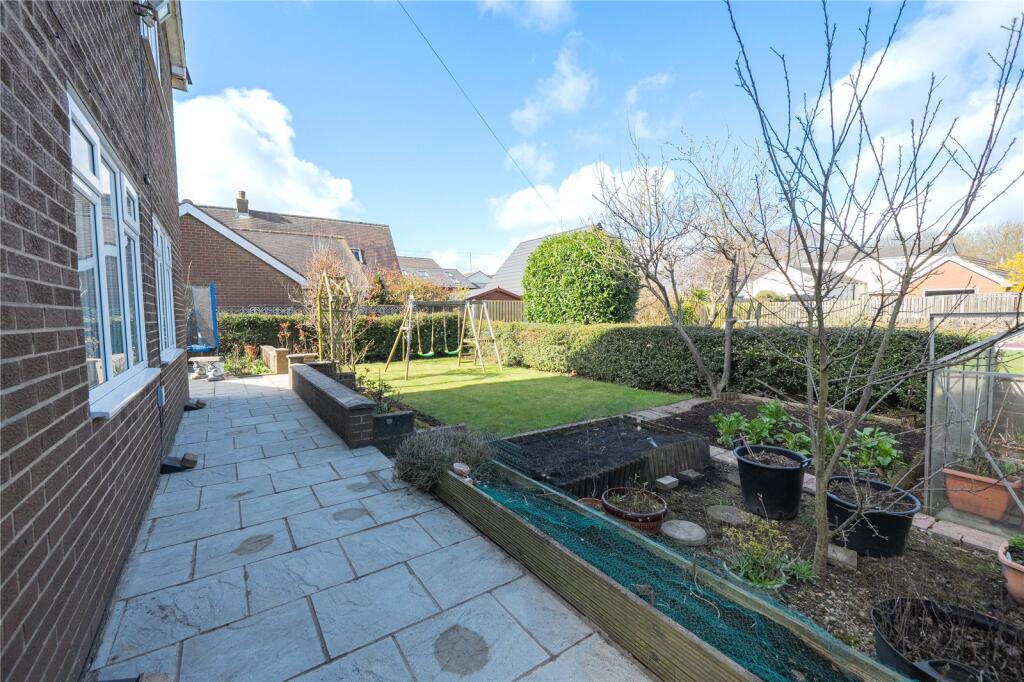 Additional image 27 of Moorfield, Birstall Lane, Drighlington, Bradford, West Yorkshire