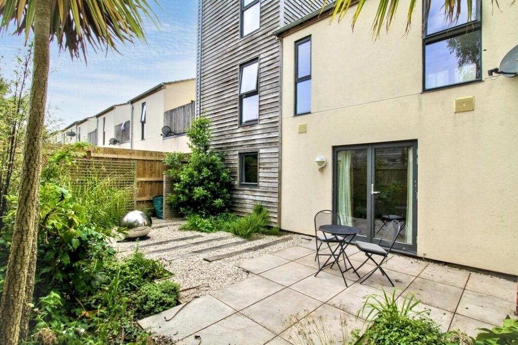 Additional image 13 of Elgin Grove, Street