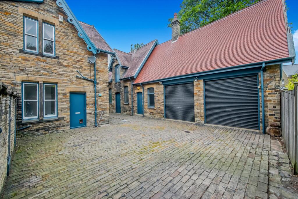 Additional image 23 of Snelsins Road, Cleckheaton, BD19