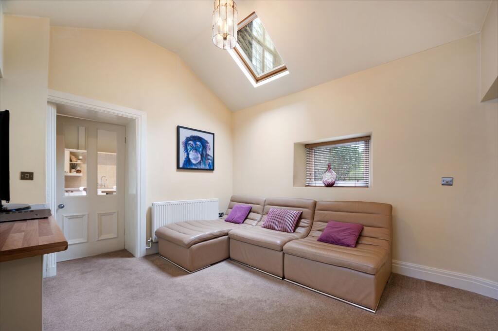 Additional image 17 of Fairview House: Stunning Renovated 6-Bed Period Home with South-Facing Garden & Gym, Moments from Rawtenstall Centre