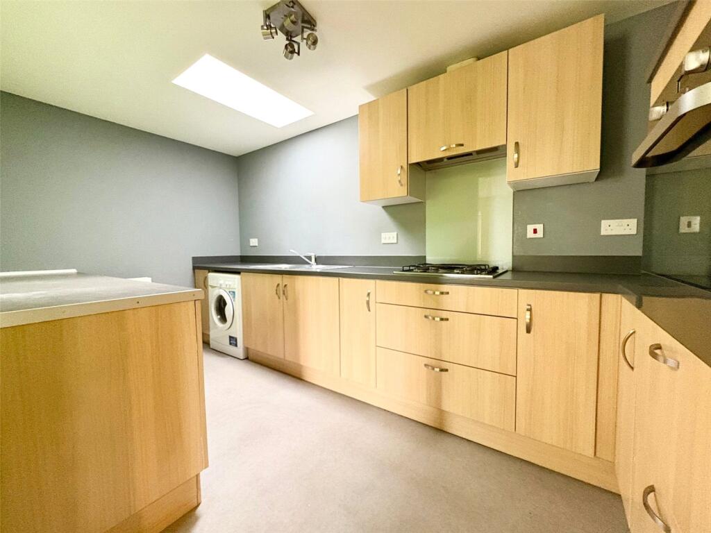 Additional image 13 of Freehold - Two-bed Apartment with Garage & Parking in Wells