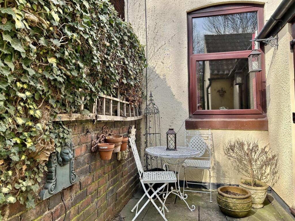 Additional image 19 of Surfeit Hill Road, Cradley Heath