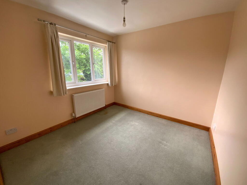 Additional image 10 of HALESOWEN, Chiltern Close