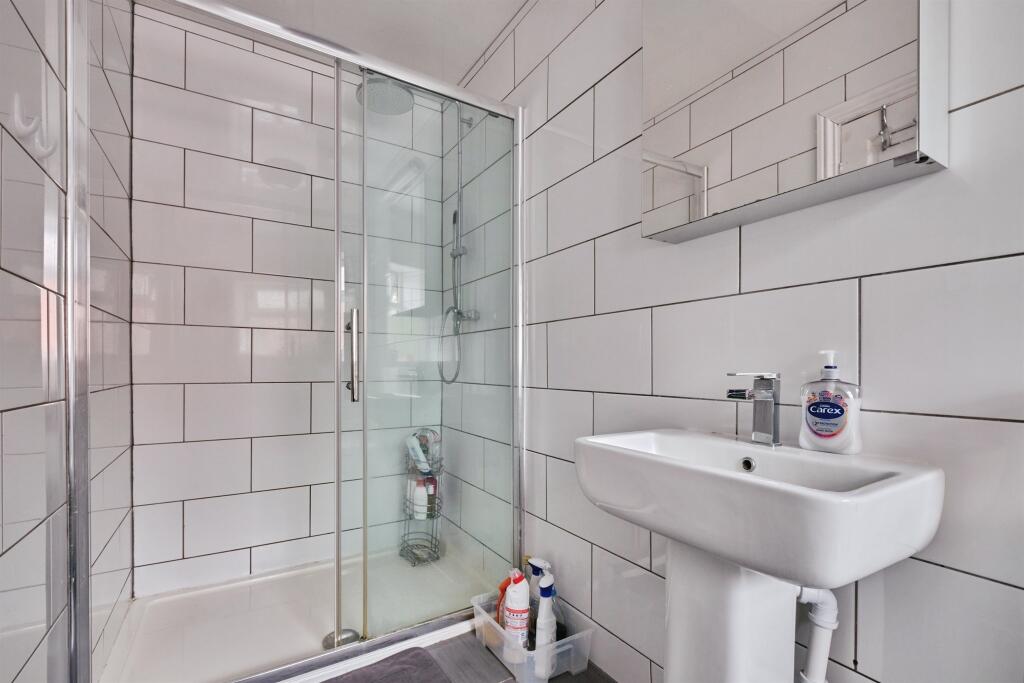 Additional image 16 of Goodwyn Avenue, Oldbury