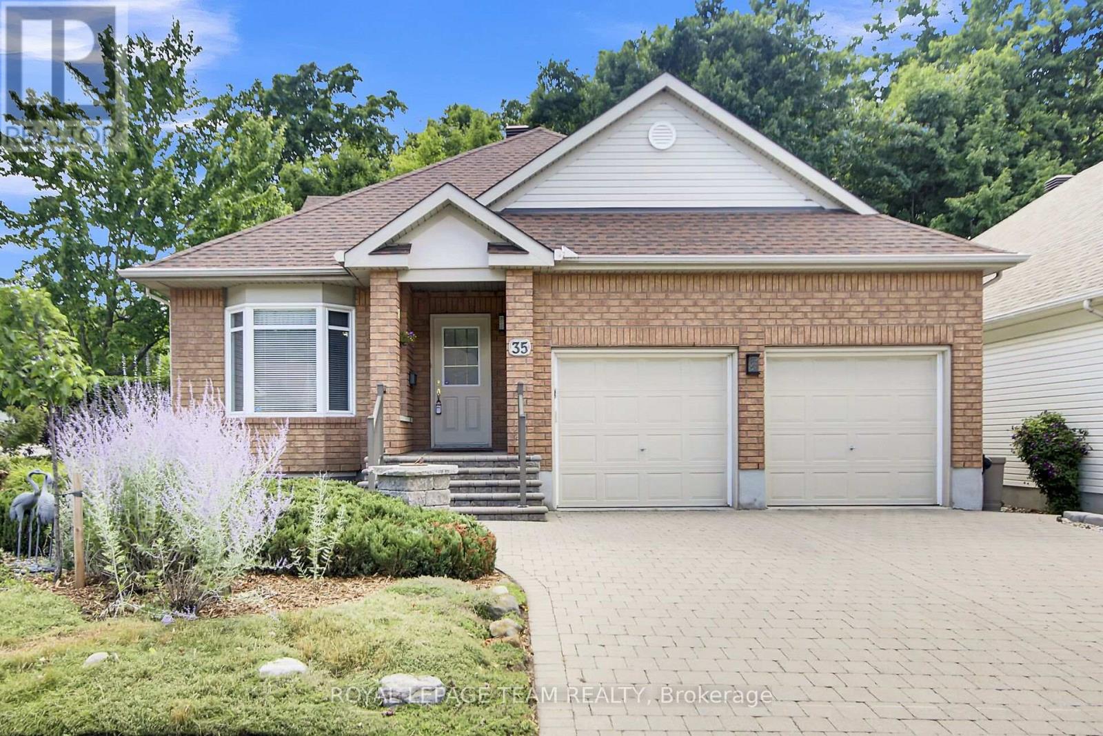 35 FIELDCREST AVENUE|Ottawa, Ontario K2J4Y8