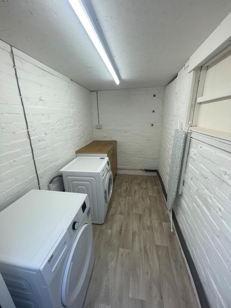 Additional image 12 of North Western Yeovil