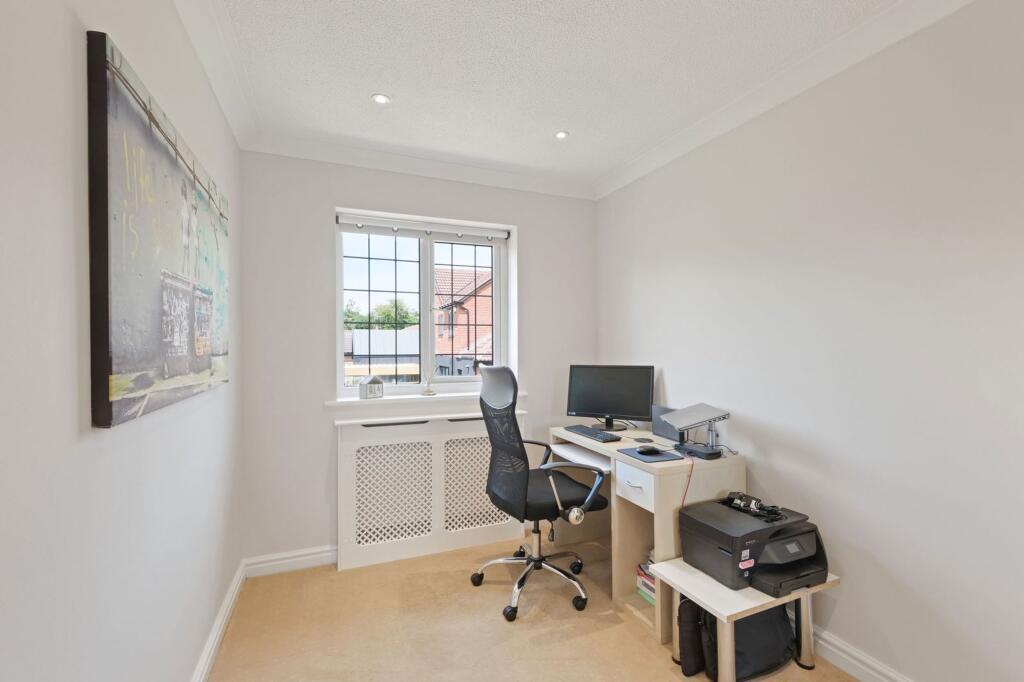 Additional image 14 of Hawthorn Drive, Hollywood, B47