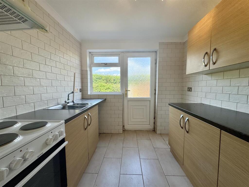 Additional image 6 of Wicklow Close, Halesowen