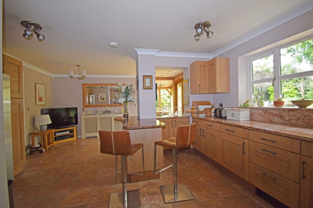 Additional image 19 of 59 Appletrees Crescent, Woodland Grange, Bromsgrove, B61 0UD