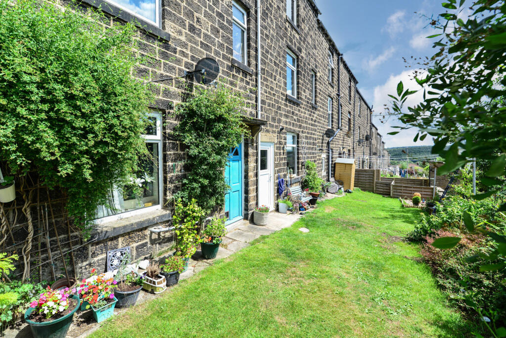 Additional image 11 of Moor Edge, Harden, Bingley, West Yorkshire, BD16