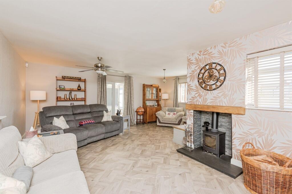 Additional image 7 of Ash Lane, No Mans Heath, Tamworth