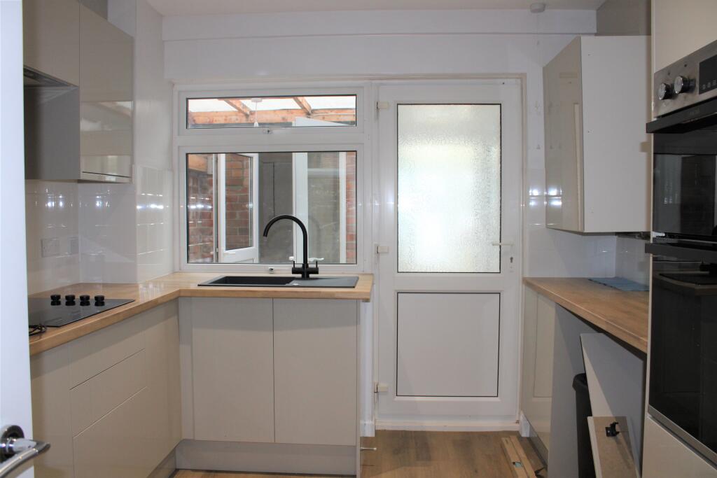 Additional image 6 of North Western Yeovil