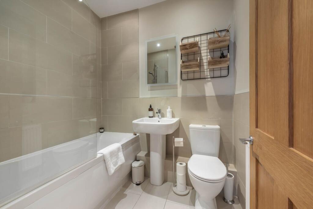 Additional image 11 of Flat 2,11 Union Passage, Bath