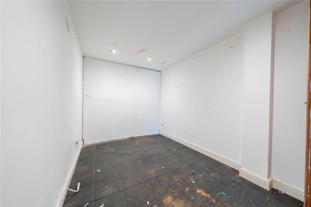 Additional image 18 of Claremont Road, Tamworth, Staffordshire, B79