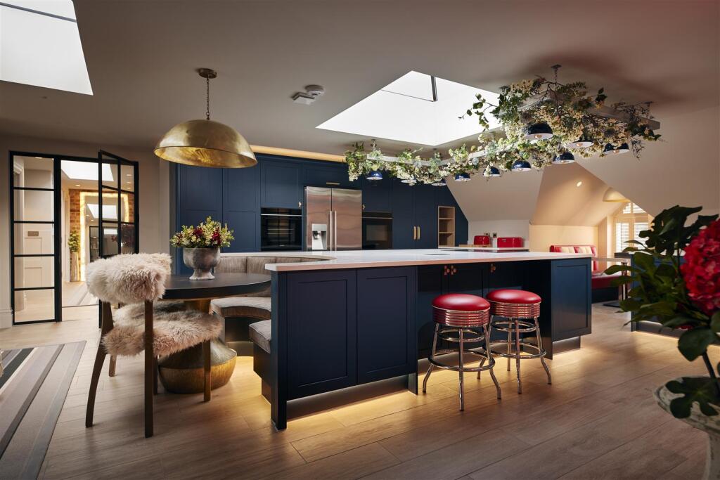 Additional image 7 of The Penthouse, Forge Place, Henley-in-Arden