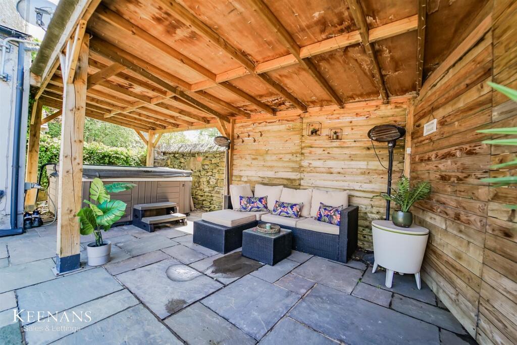 Additional image 4 of Church Square, Worsthorne, Burnley