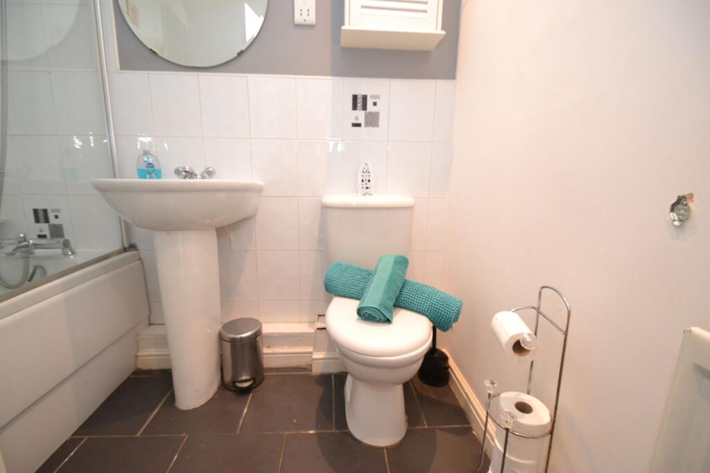 Additional image 19 of Lodge Road, Thackley,