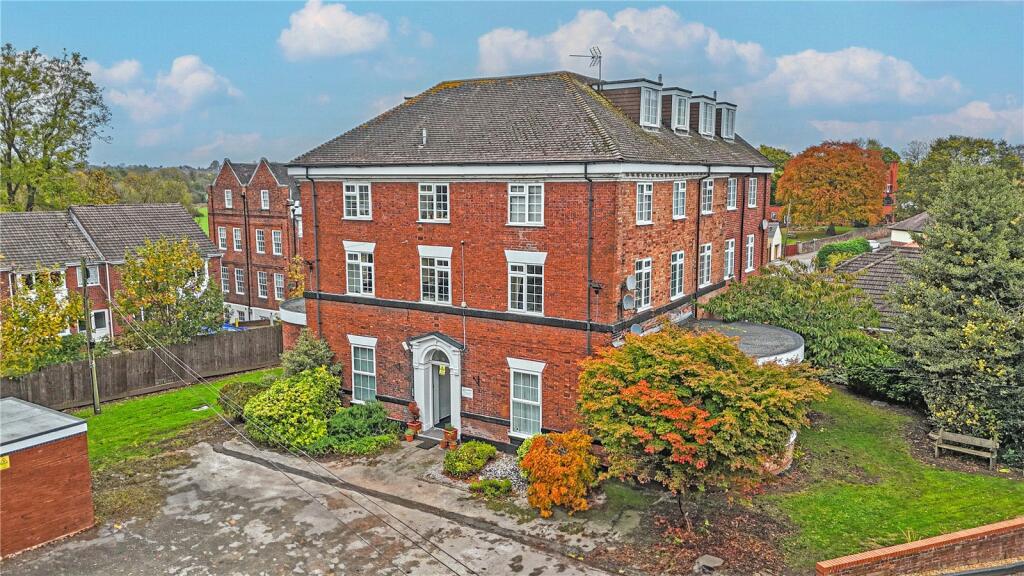 Amington Road, Tamworth, Staffordshire, B77