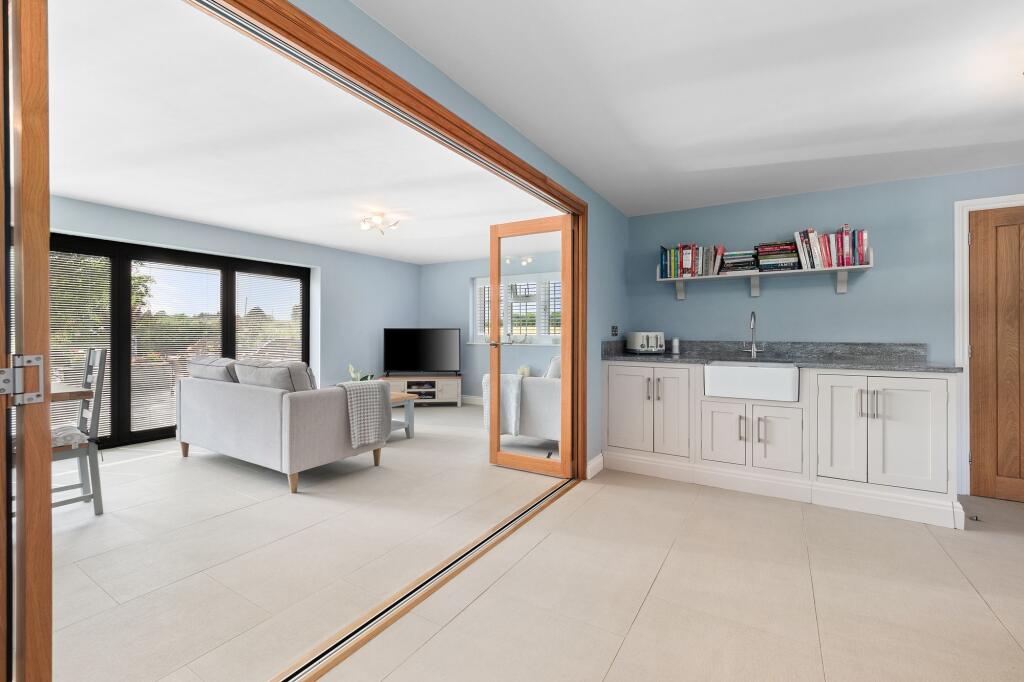 Additional image 5 of Honeybourne Road, Bidford-On-Avon, B50