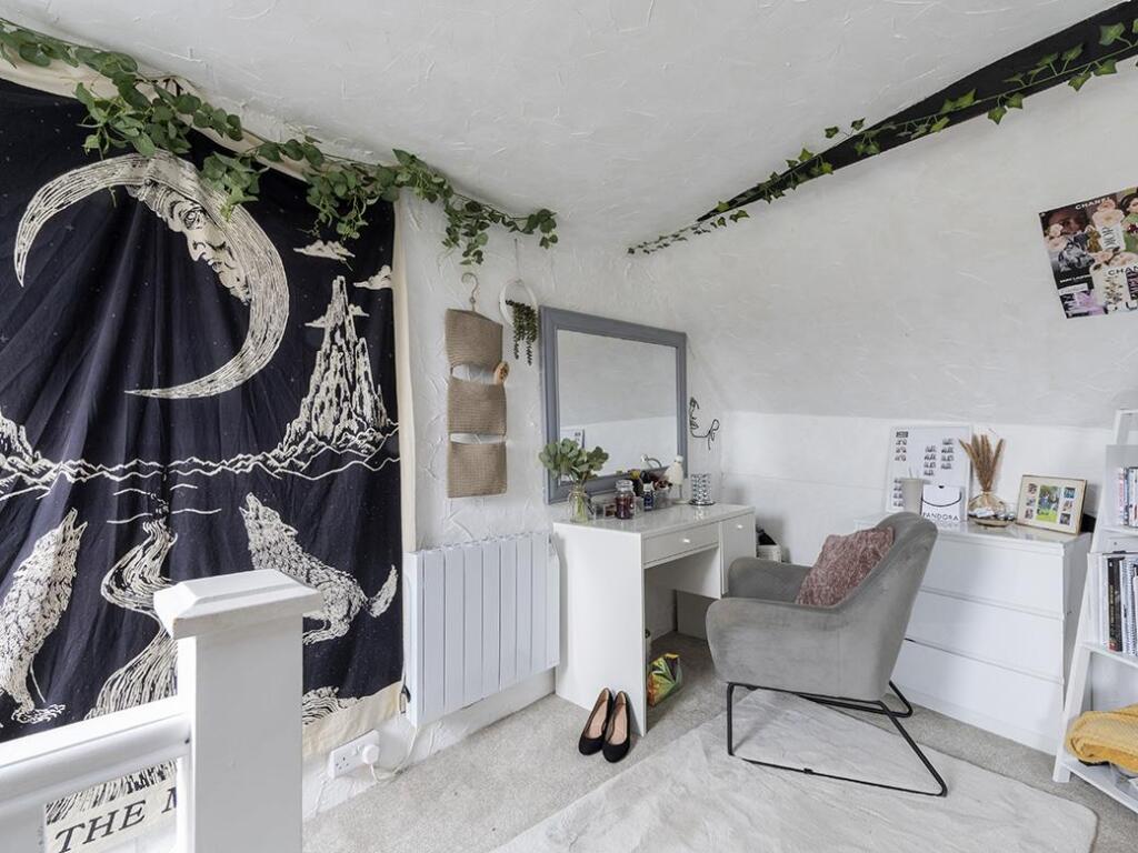 Additional image 16 of Poppy Cottage 5 The Green Stoford