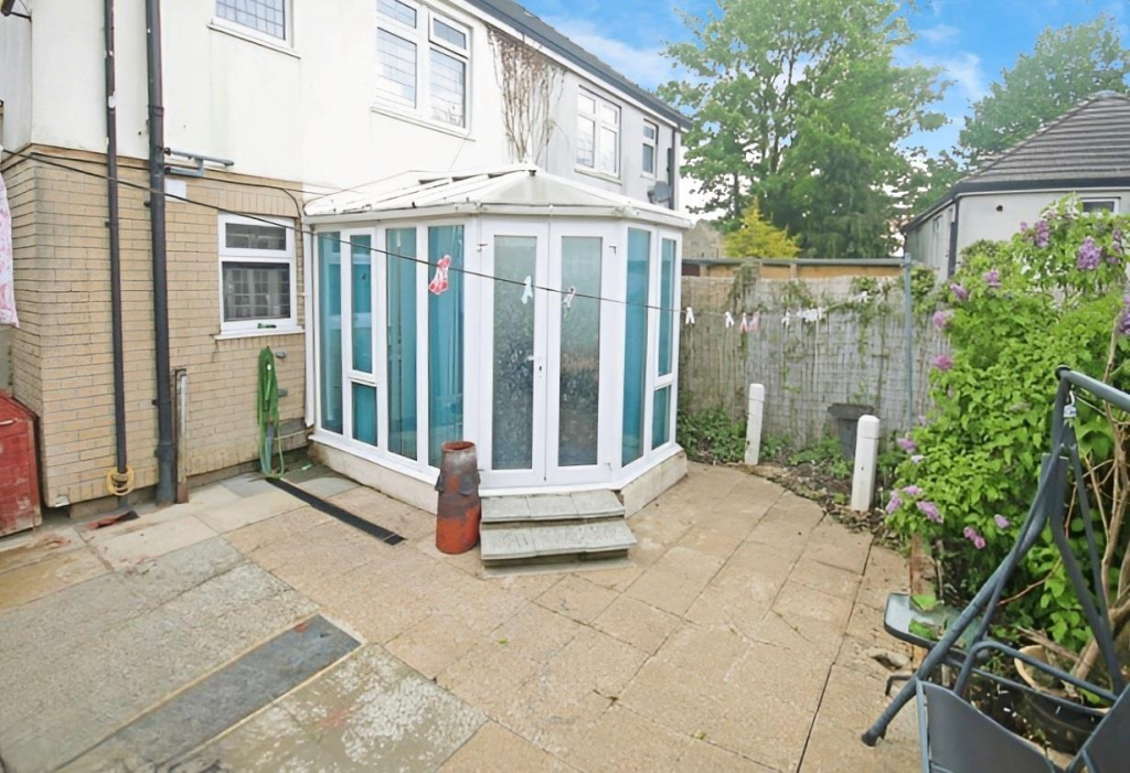 Additional image 3 of Freshfield Gardens, Allerton, Bradford, BD15 7PR