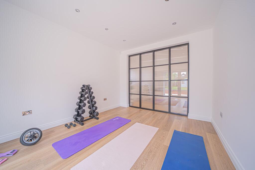 Additional image 14 of Besbury Close, Dorridge, B93