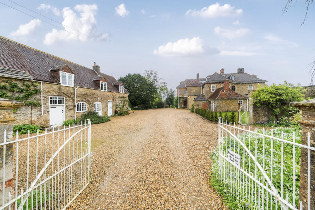 Additional image 37 of Horsington, Templecombe, Somerset, BA8