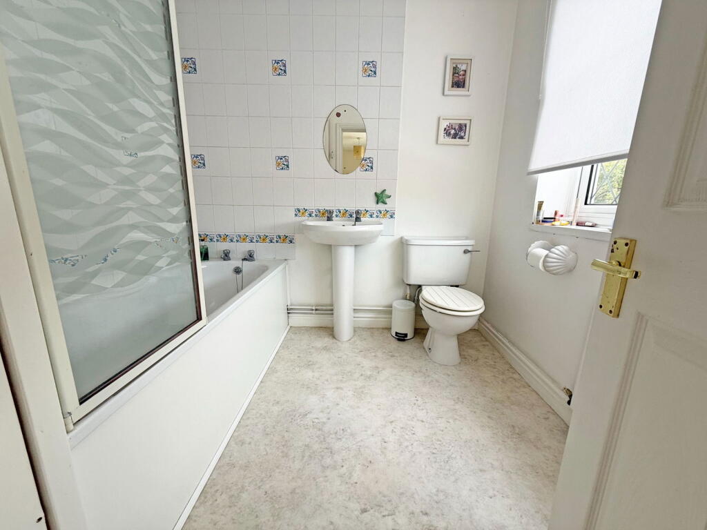 Additional image 16 of Haslucks Green Road, Majors Green, Shirley, B90 1DE