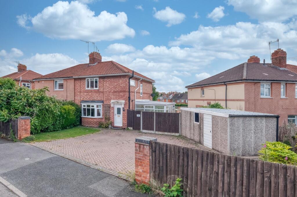 King Edward Avenue, Bromsgrove, B61