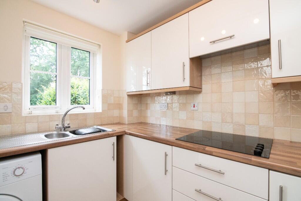 Additional image 24 of 15 Grange Court, 298 Warwick Road, Solihull, B92 7GL