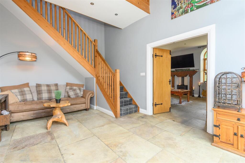 Additional image 15 of Whiteshaw Barn, Long Causeway, Denholme, BD13 4NE