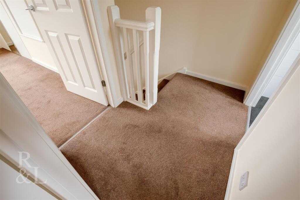 Additional image 7 of Shakespeare Close, Tamworth