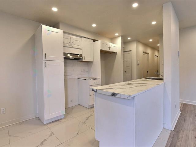 3800 Boul. Le Carrefour|#301|Laval (Chomedey), Quebec H7T2Z4