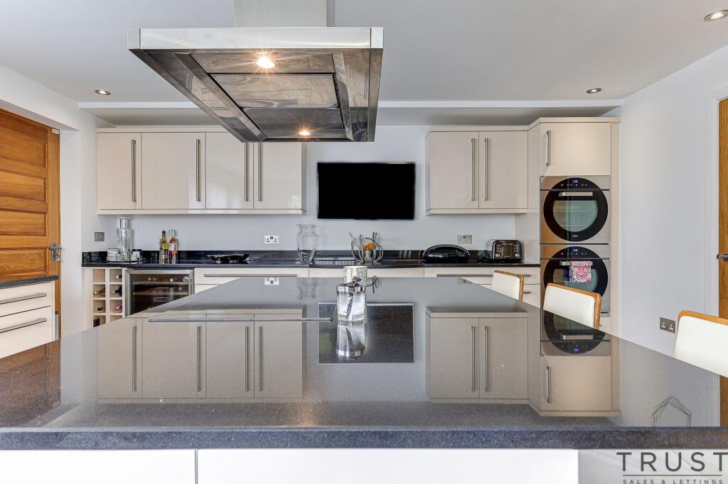 Additional image 23 of Bradford Road, Birkenshaw, BD11