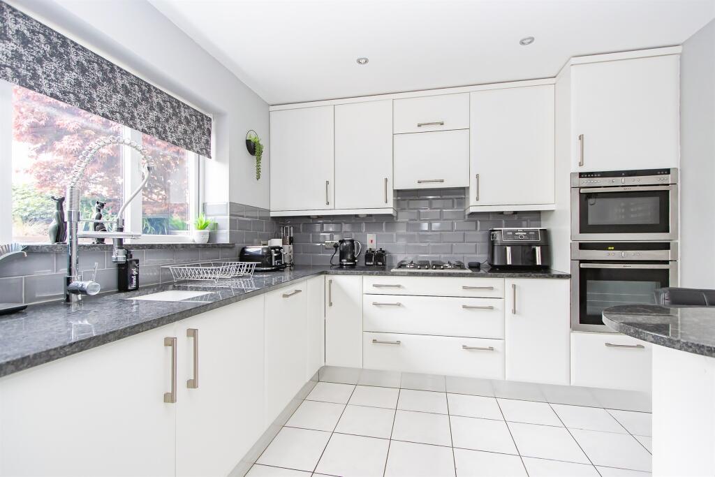 Additional image 10 of Bell Chase, Yeovil