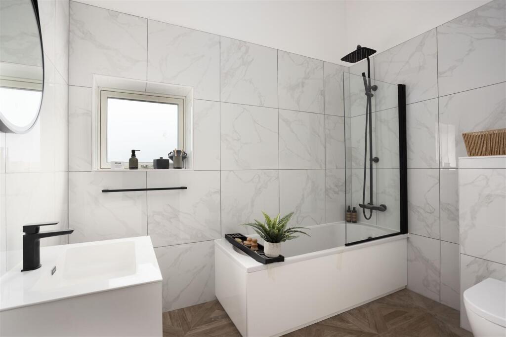 Additional image 16 of Plot 1, Spring Meadow, Drighlington