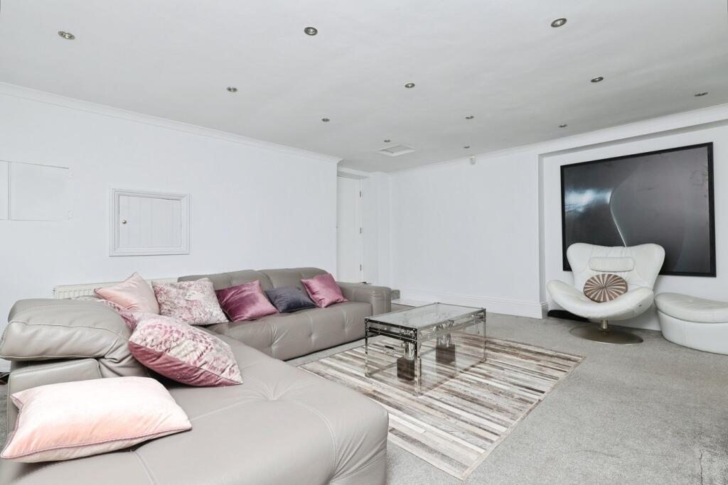 Additional image 12 of New Close Road, Shipley, BD18