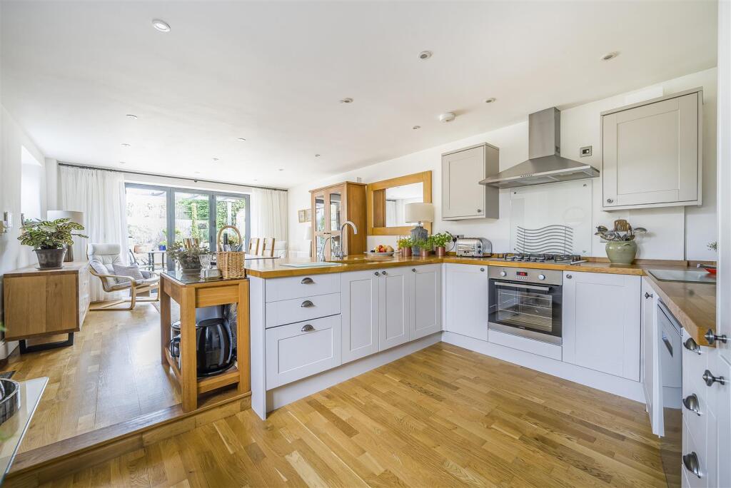 Additional image 24 of 9 Vicarage Street, Tintinhull, Yeovil