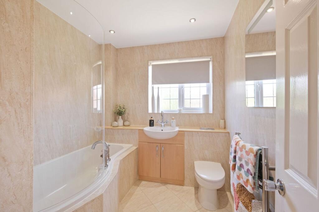 Additional image 15 of Hawthorn Drive, Hollywood, B47