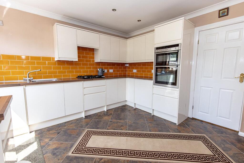 Additional image 8 of Suffolk Close, Oldbury, West Midlands, B68