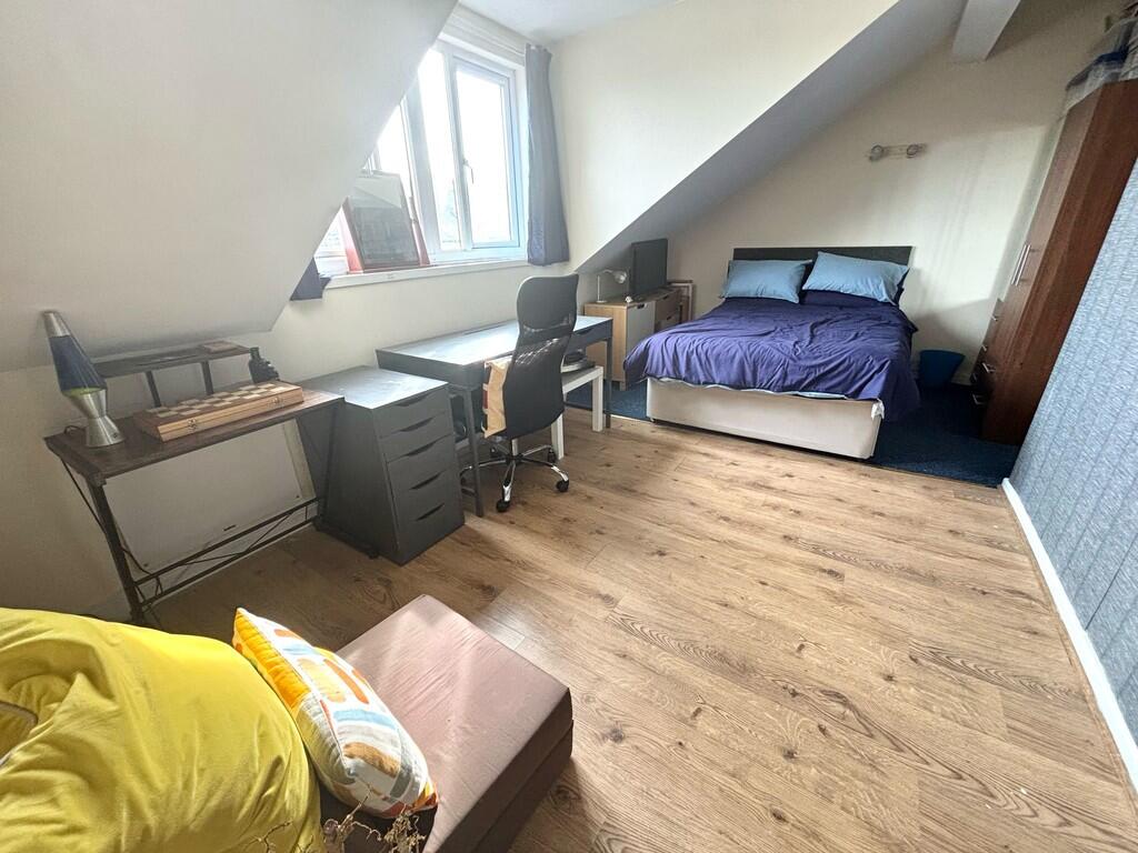 Additional image 15 of Oakleigh Road, Clayton