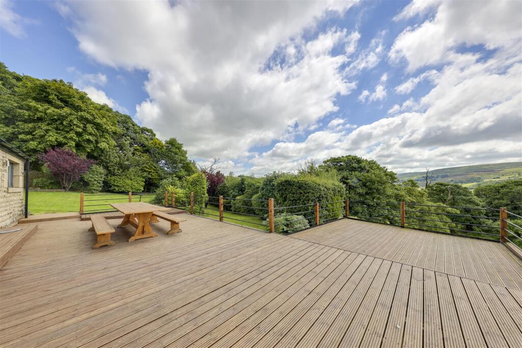 Additional image 47 of Hurst Lane, Rawtenstall, Rossendale, Lancashire - With Annexe & Spa Room