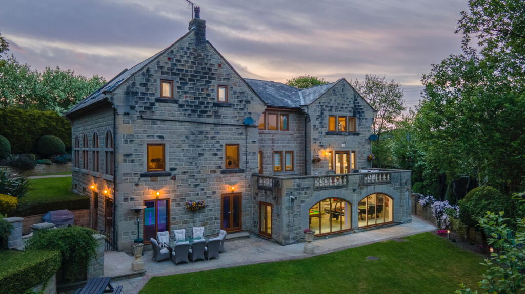 Additional image 30 of Jumeria, Latham Lane, Gomersal, BD19