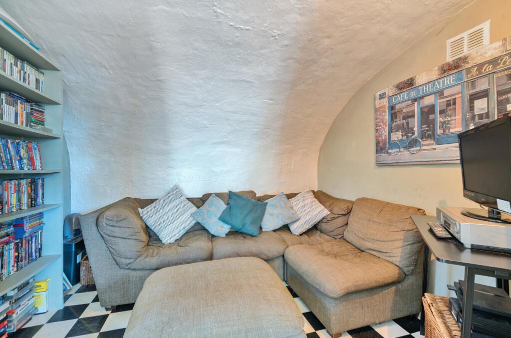 Additional image 11 of Wellsway, Bath, Somerset, BA2