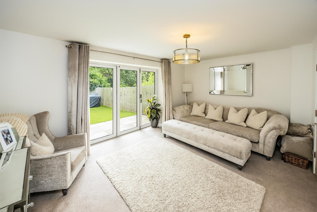 Additional image 8 of Cleckheaton Road, Low Moor, Bradford