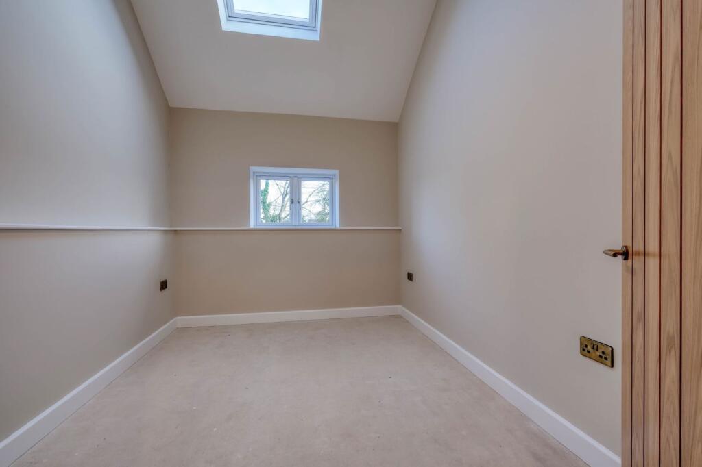 Additional image 22 of Droitwich Road, Bradley Green, B96