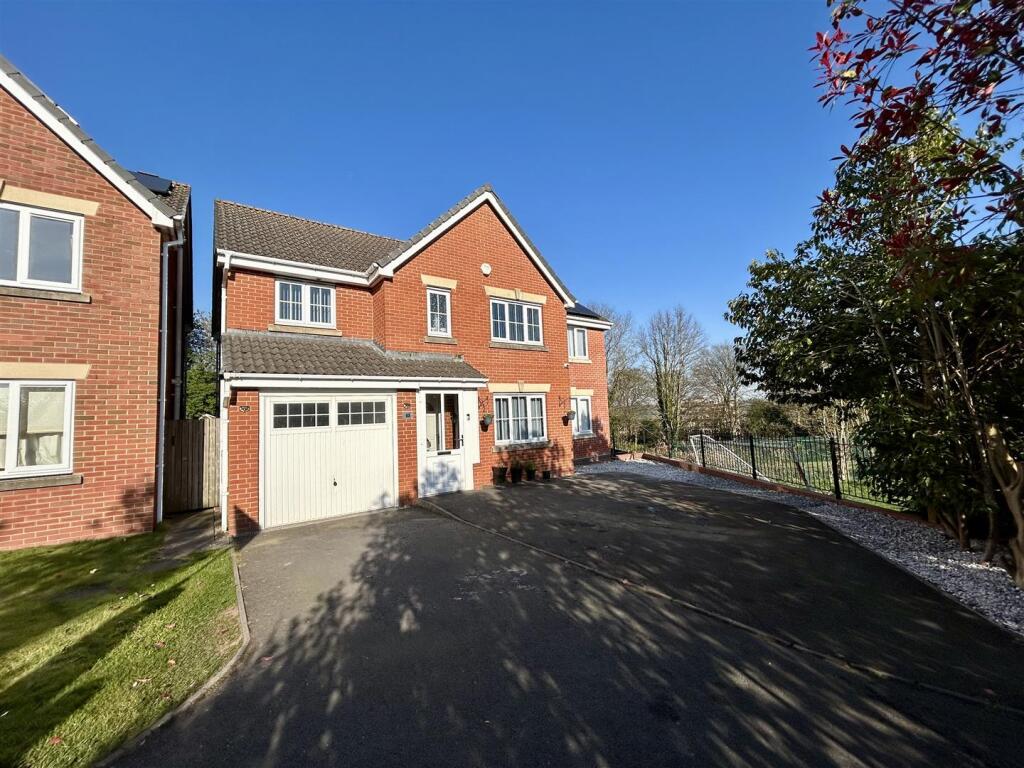 Additional image 36 of Cavalier Drive, Halesowen